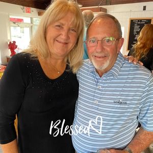 Meet your Posher, Dee